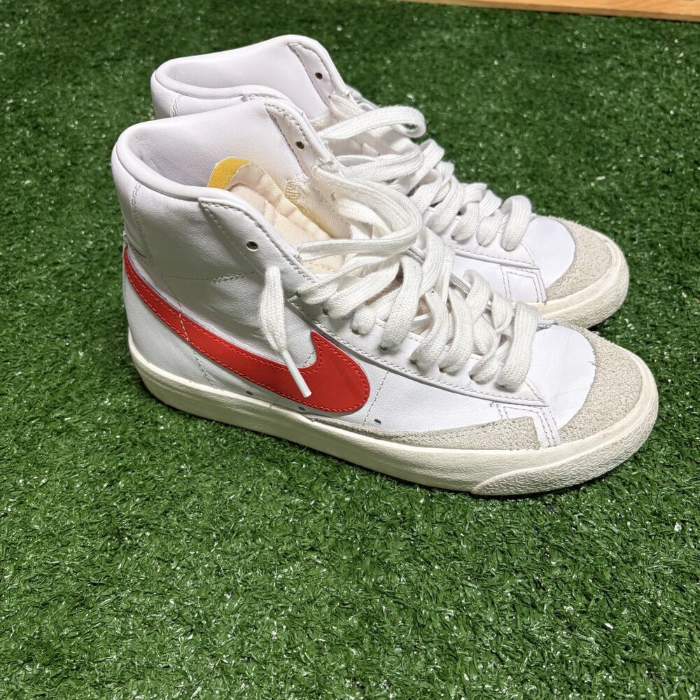 Nike Blazer Mid ’77 Vintage Men’s Size 6 Red Swoosh Classic Retro Sneakers